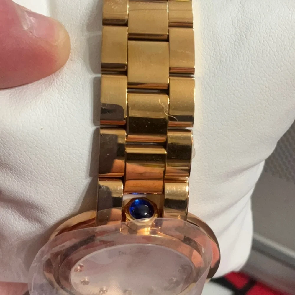 NWT Bulova Rose Gold Watch - Picture 11 of 13